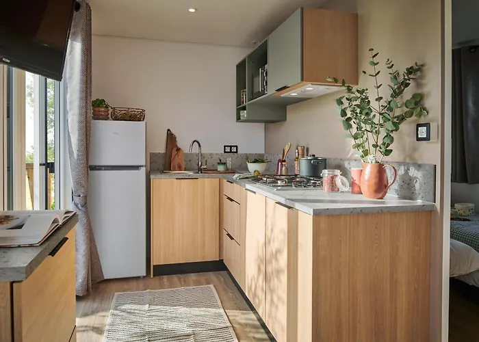 Vvf Aubrac Village de vacances *