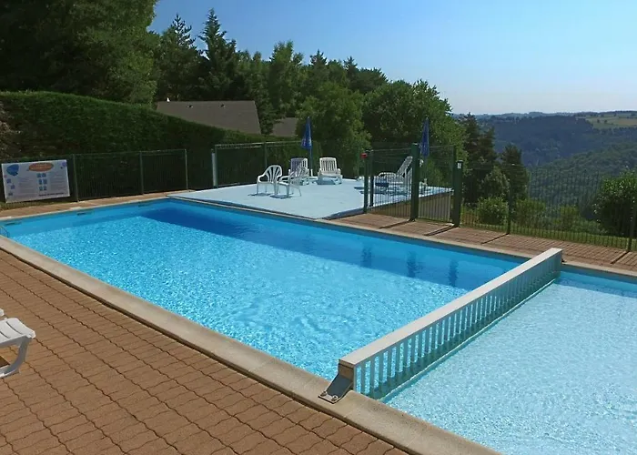 Vvf Aubrac Village de vacances *